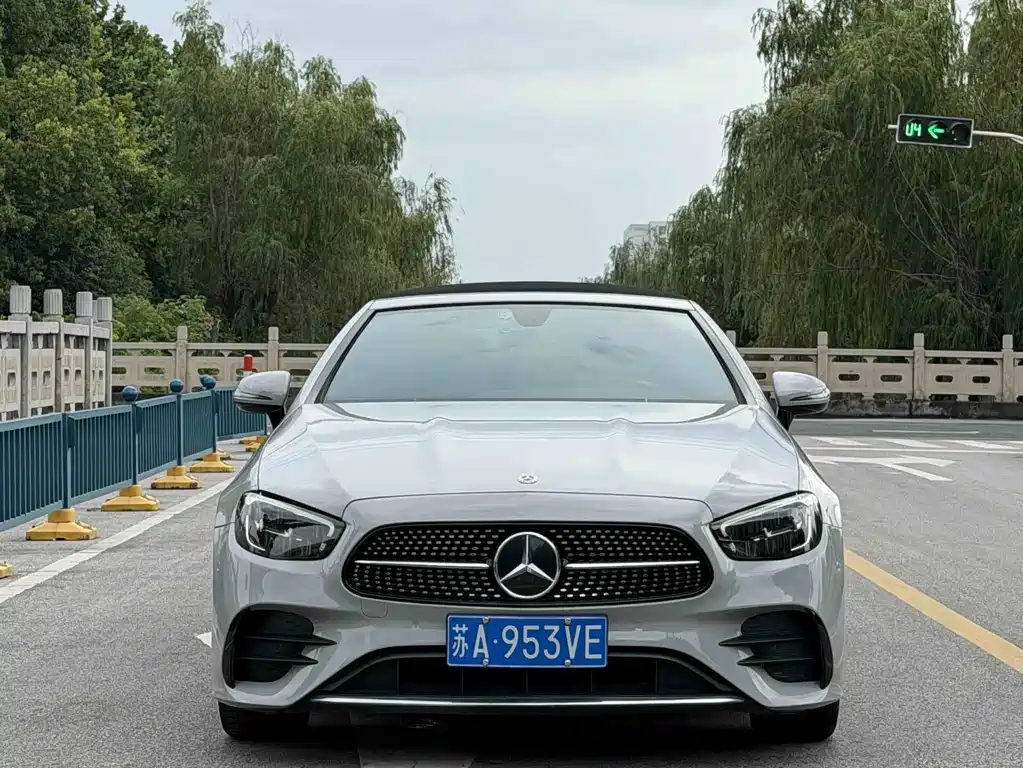 Mercedes-Benz E-Class (Import) — фото 4