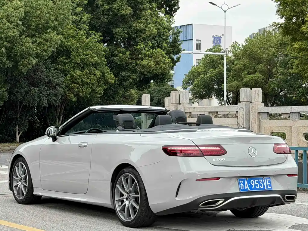 Mercedes-Benz E-Class (Import) — фото 7
