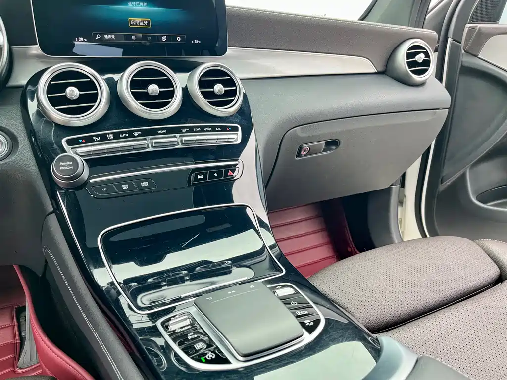Mercedes-Benz GLC — фото 14