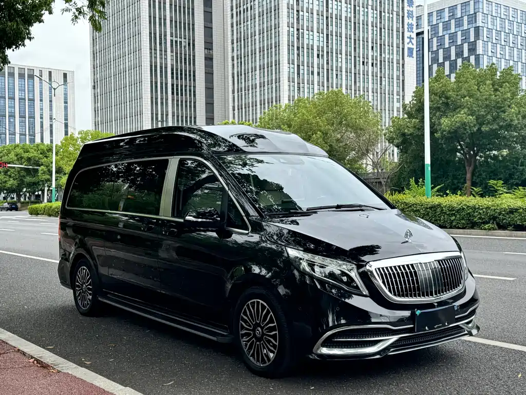 Mercedes-Benz V-Class — фото 3