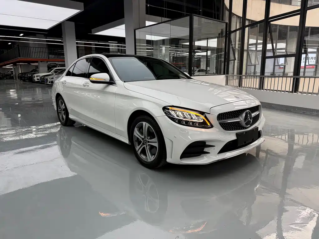 Mercedes-Benz C-Class — фото 3