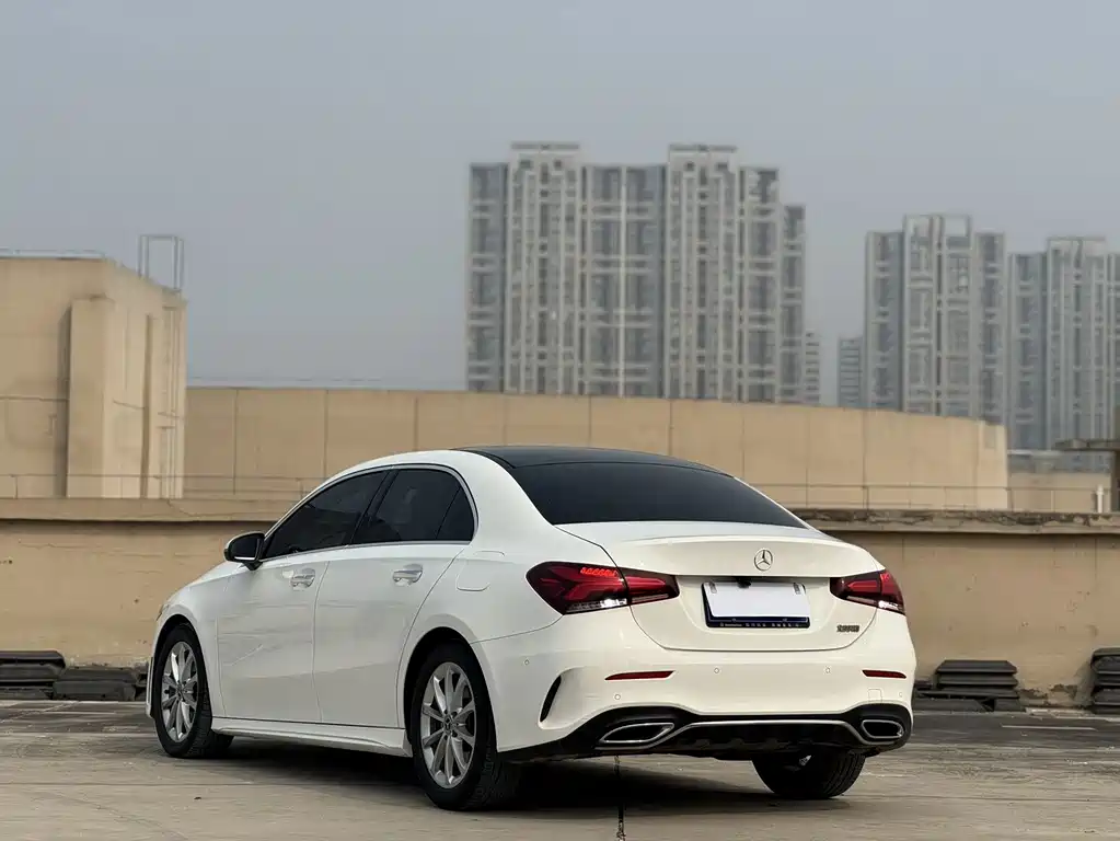 Mercedes-Benz A-Class — фото 8