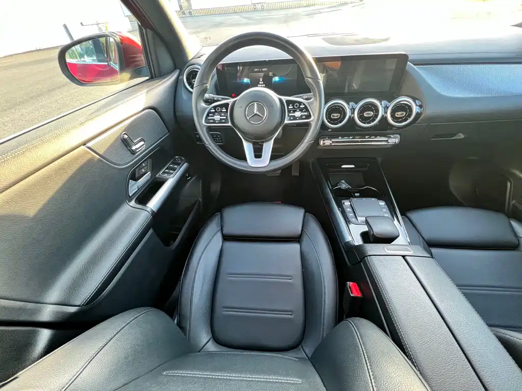Mercedes-Benz GLA — фото 9