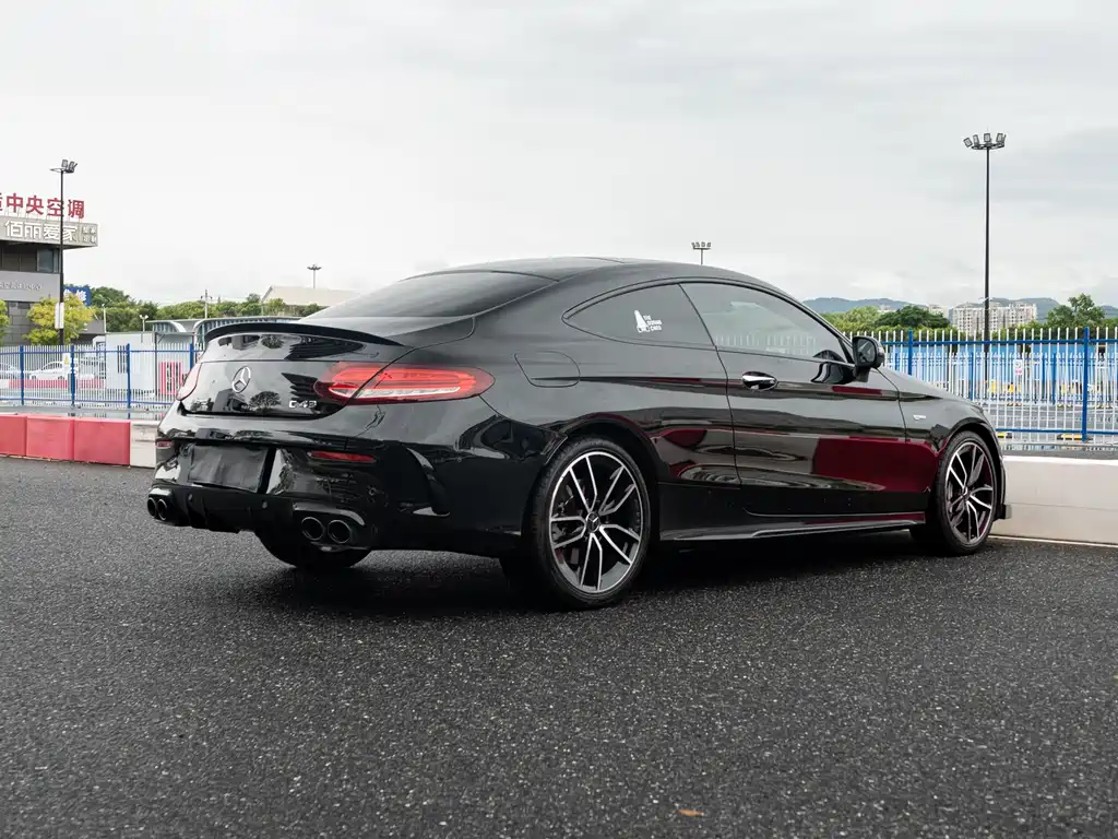 Mercedes-Benz C-Class AMG — фото 4