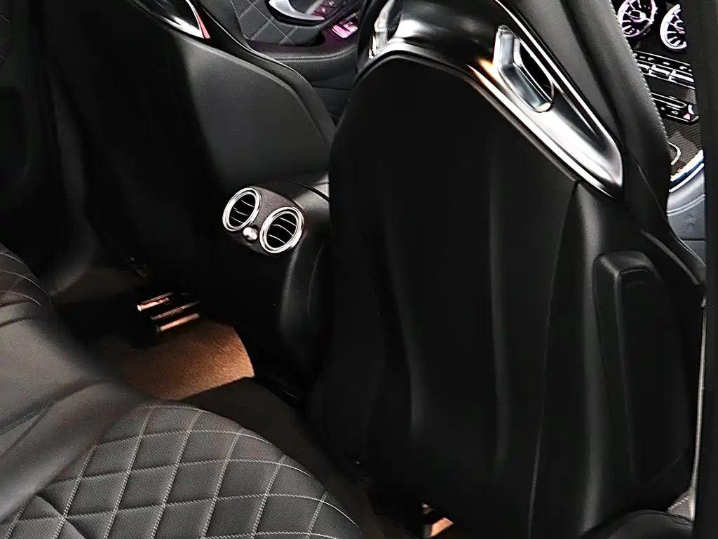 Mercedes-Benz GLC Coupe AMG — фото 17