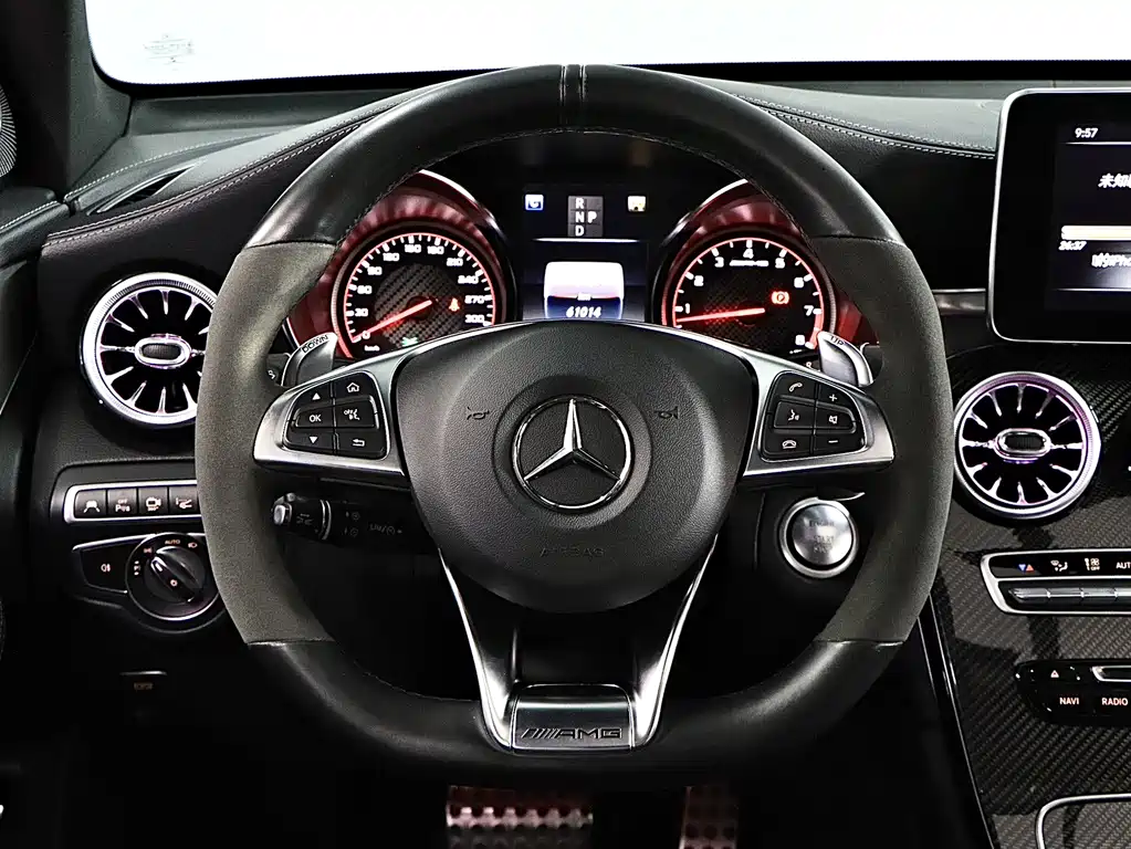 Mercedes-Benz GLC Coupe AMG — фото 10