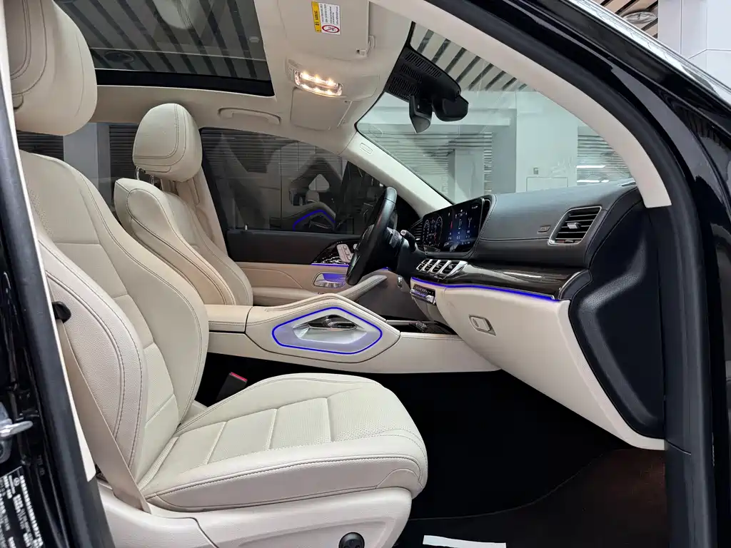 Mercedes-Benz GLE (Import) — фото 17