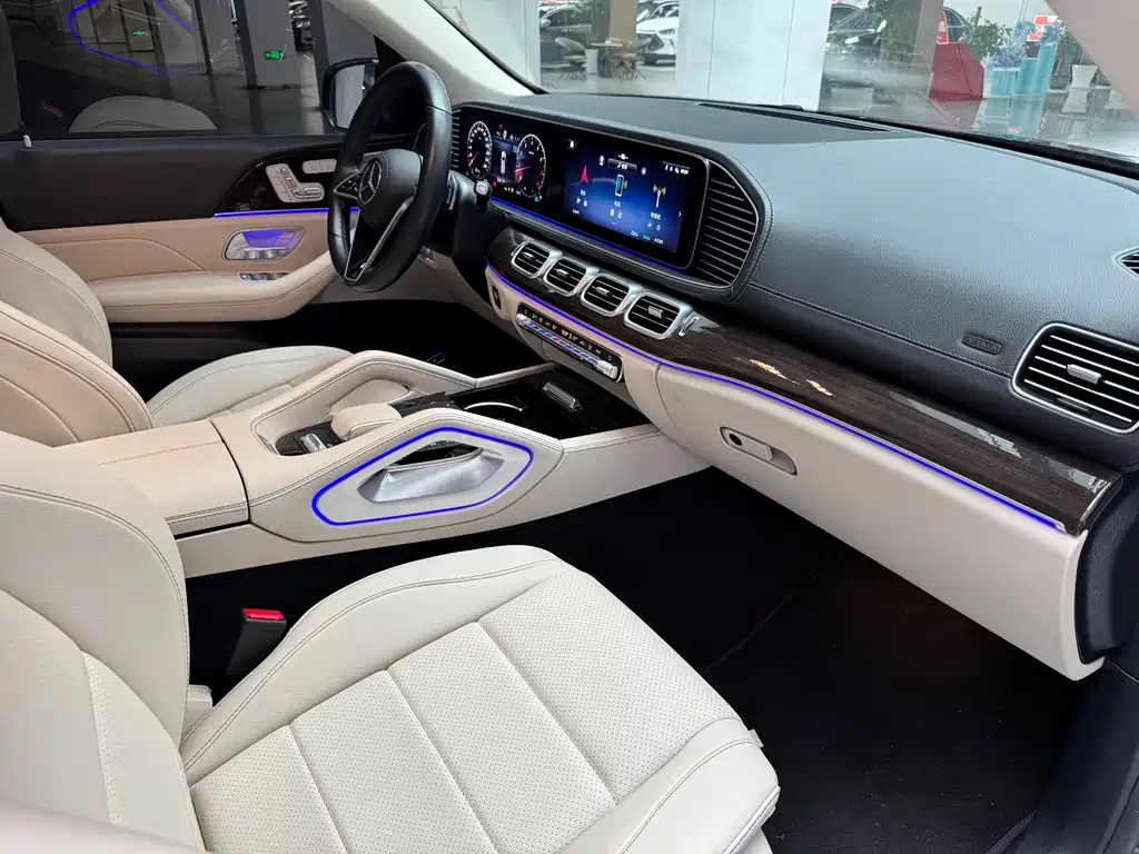 Mercedes-Benz GLE (Import) — фото 18