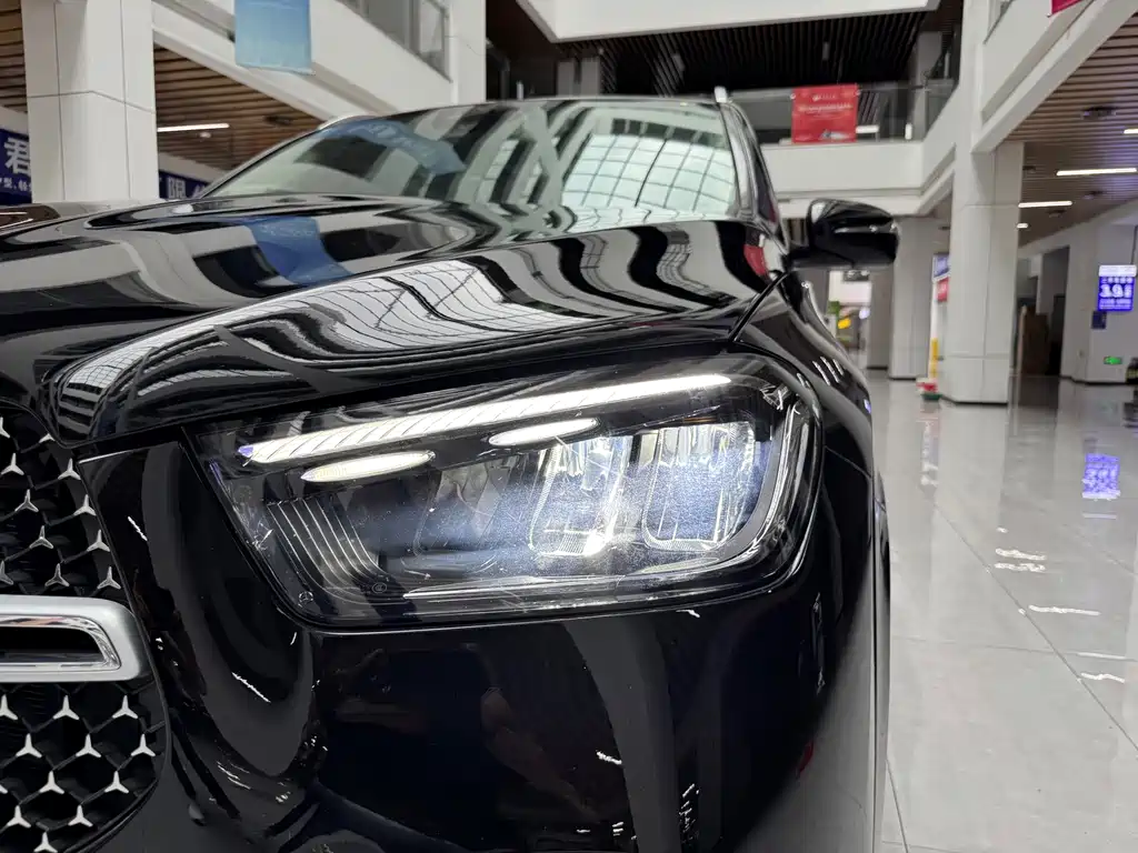 Mercedes-Benz GLE (Import) — фото 21