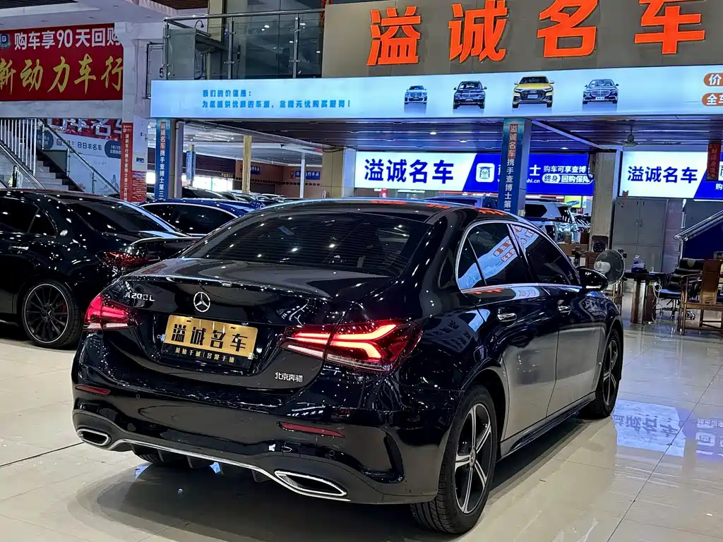 Mercedes-Benz A-Class — фото 13