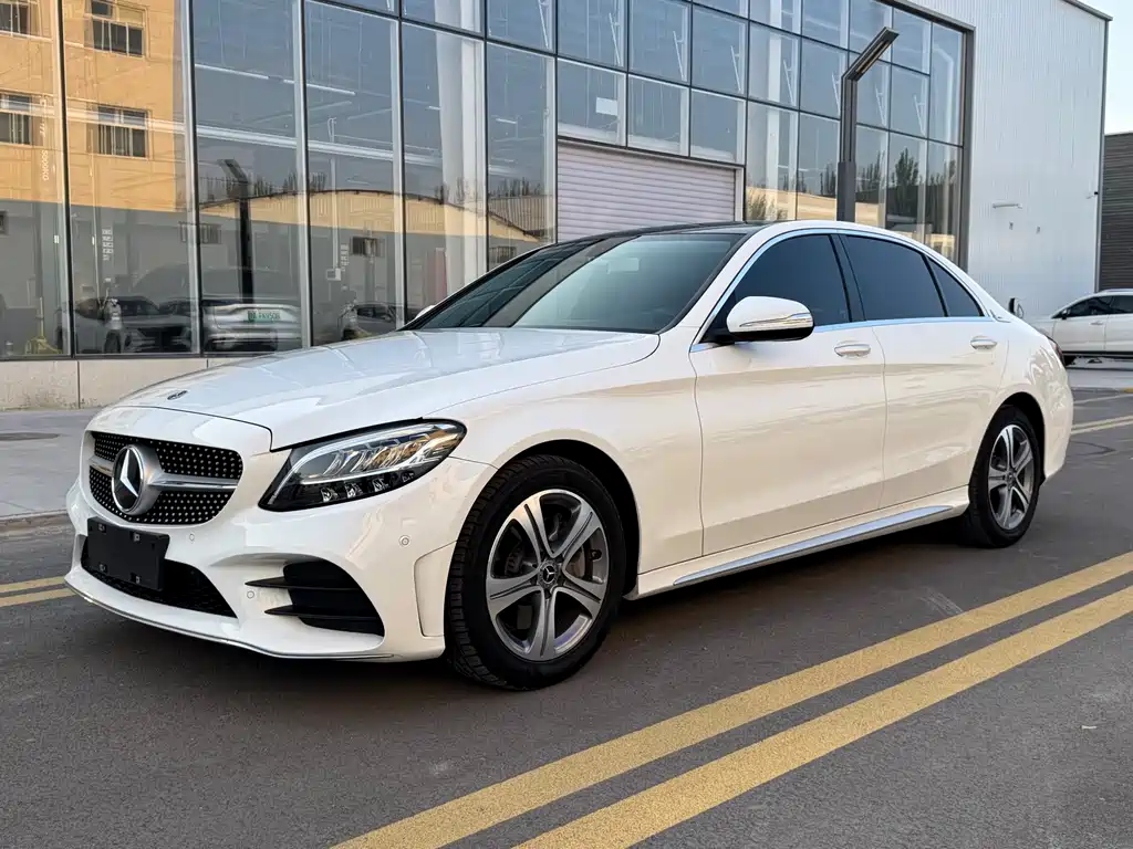 Mercedes-Benz C-Class — фото 3