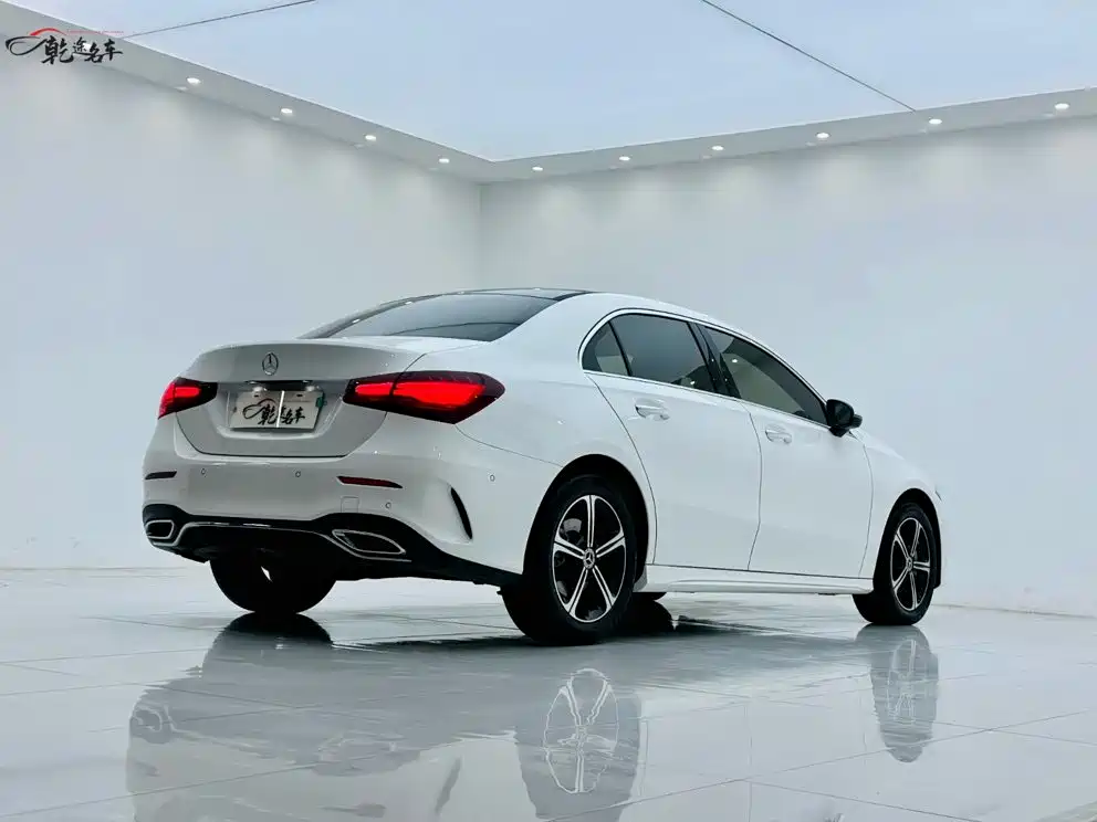 Mercedes-Benz A-Class — фото 7