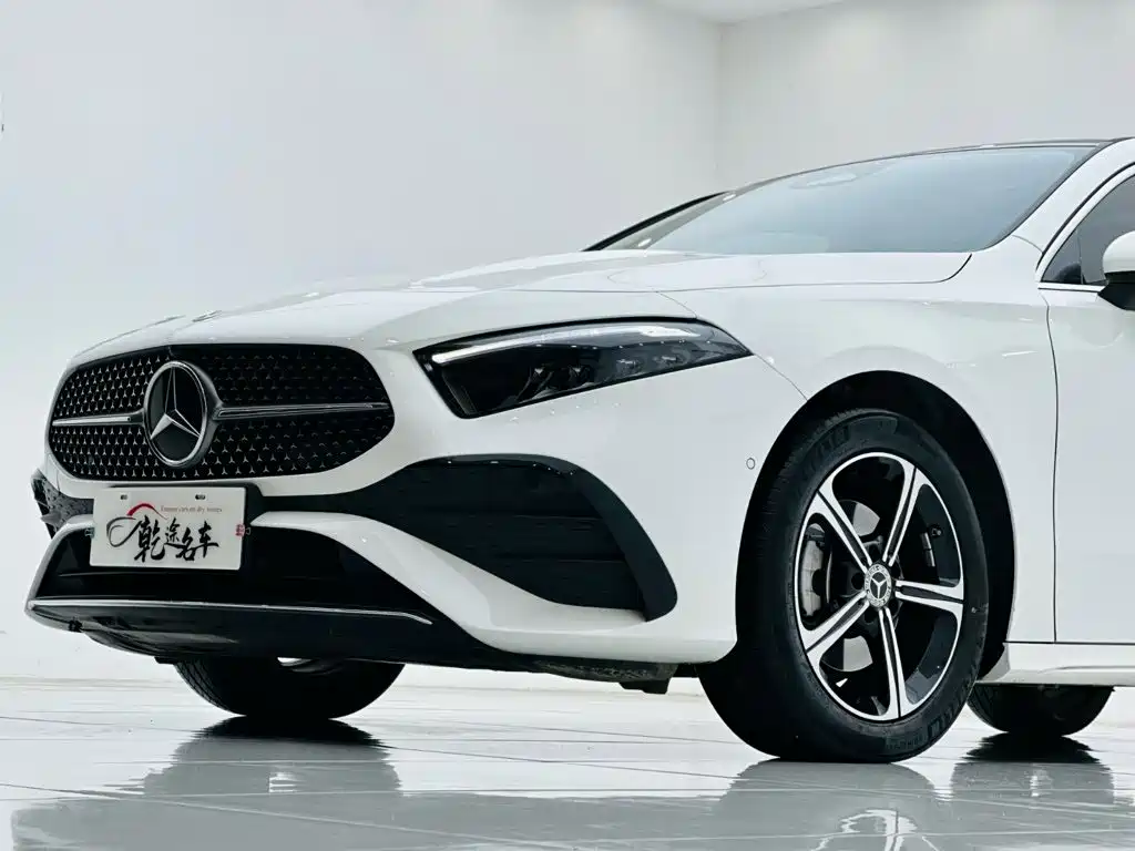 Mercedes-Benz A-Class — фото 8