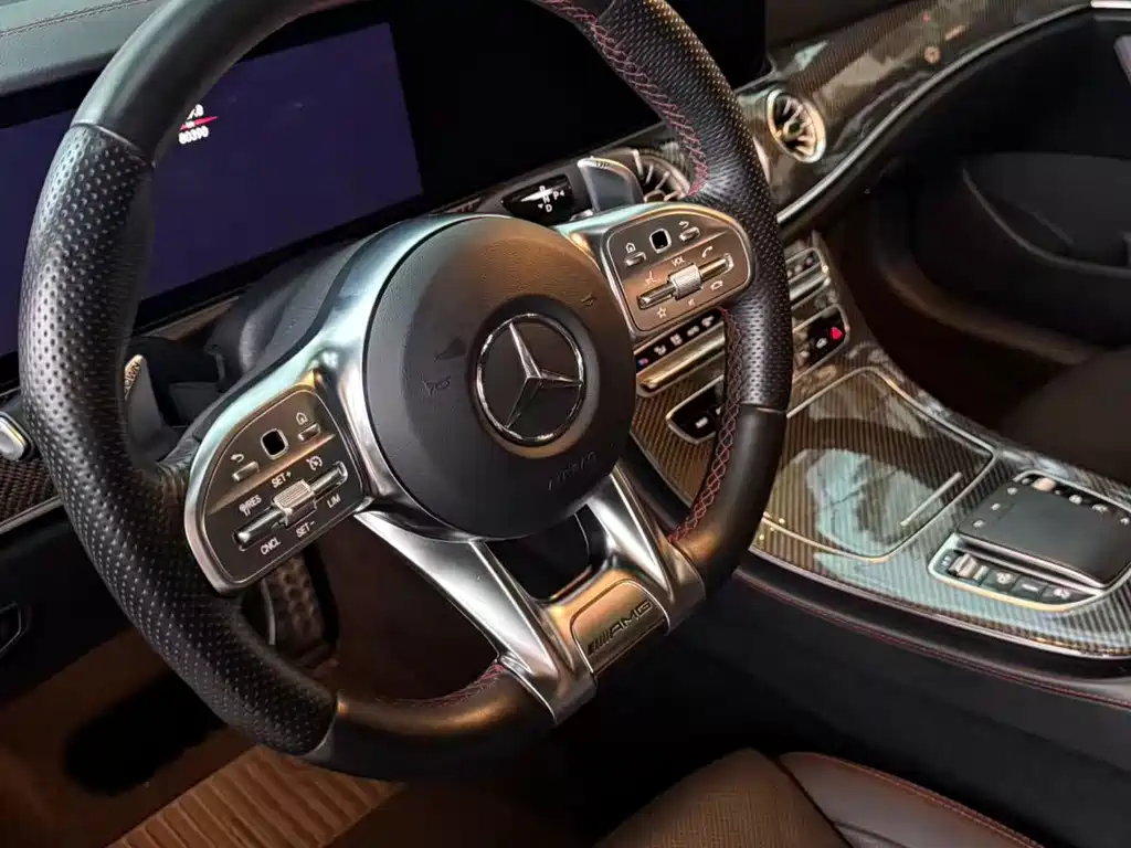 Mercedes-Benz E-Class AMG — фото 3