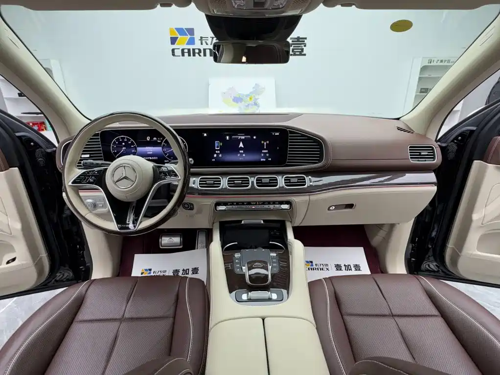 Mercedes-Benz GLS — фото 15
