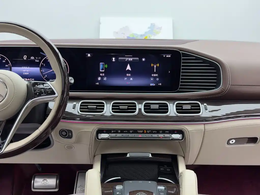 Mercedes-Benz GLS — фото 16