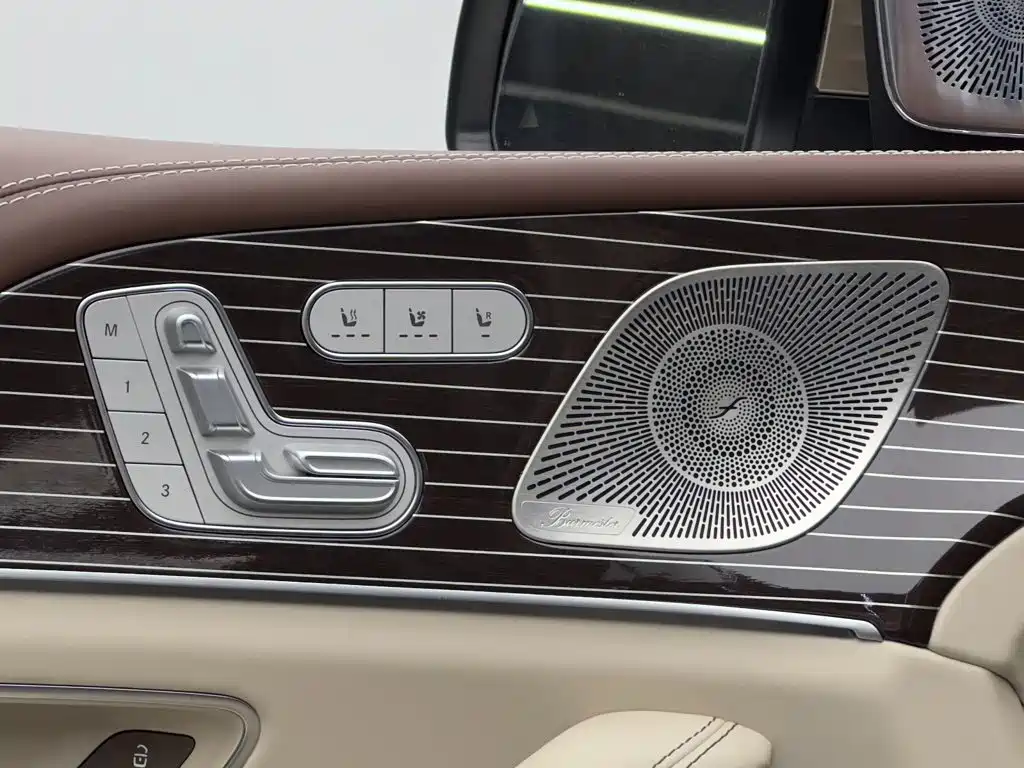 Mercedes-Benz GLS — фото 19