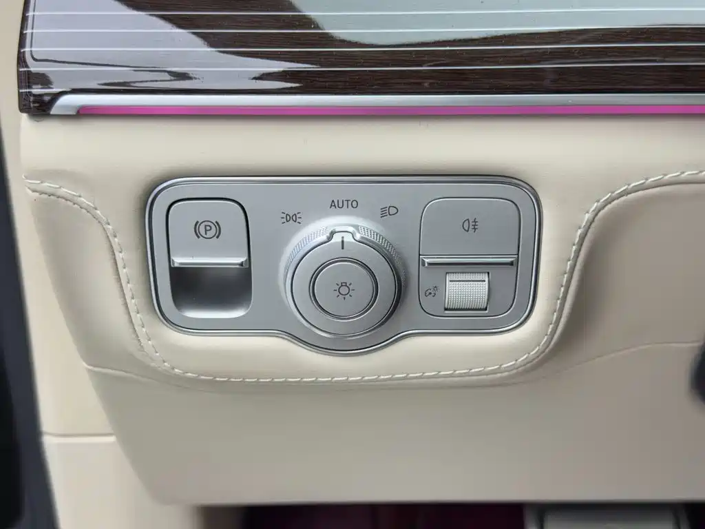 Mercedes-Benz GLS — фото 21