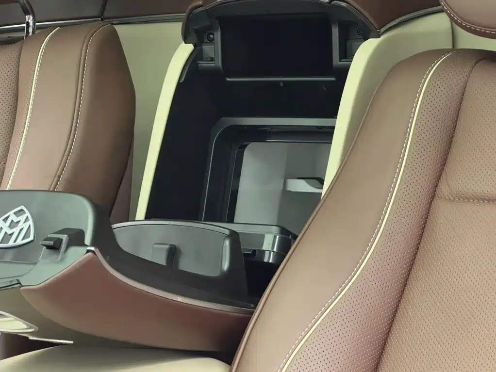 Mercedes-Benz GLS — фото 26