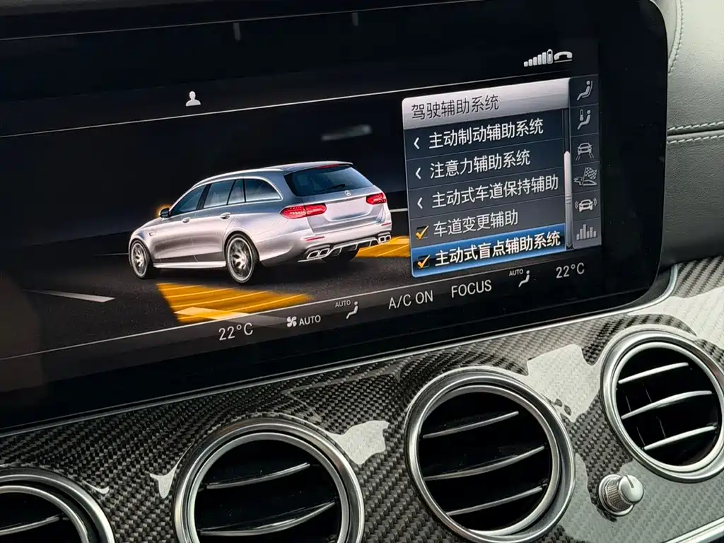 Mercedes-Benz E-Class AMG — фото 23