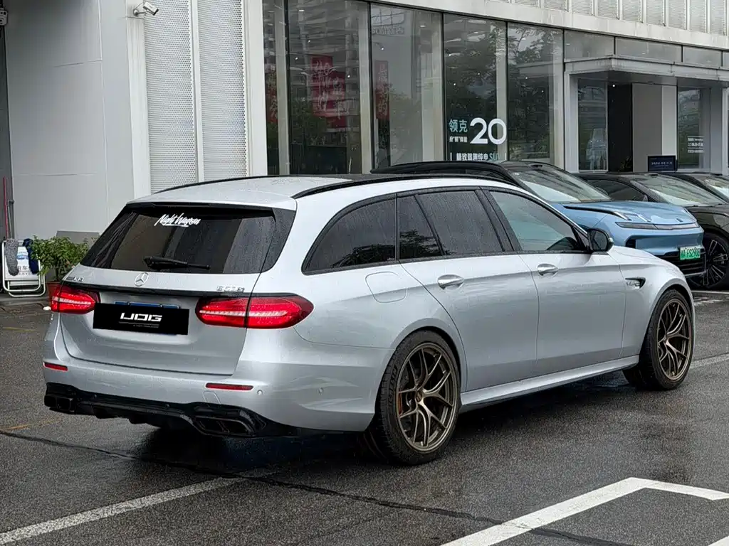 Mercedes-Benz E-Class AMG — фото 7