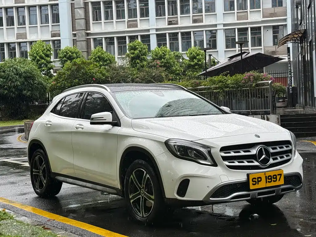 Mercedes-Benz GLA — фото 3