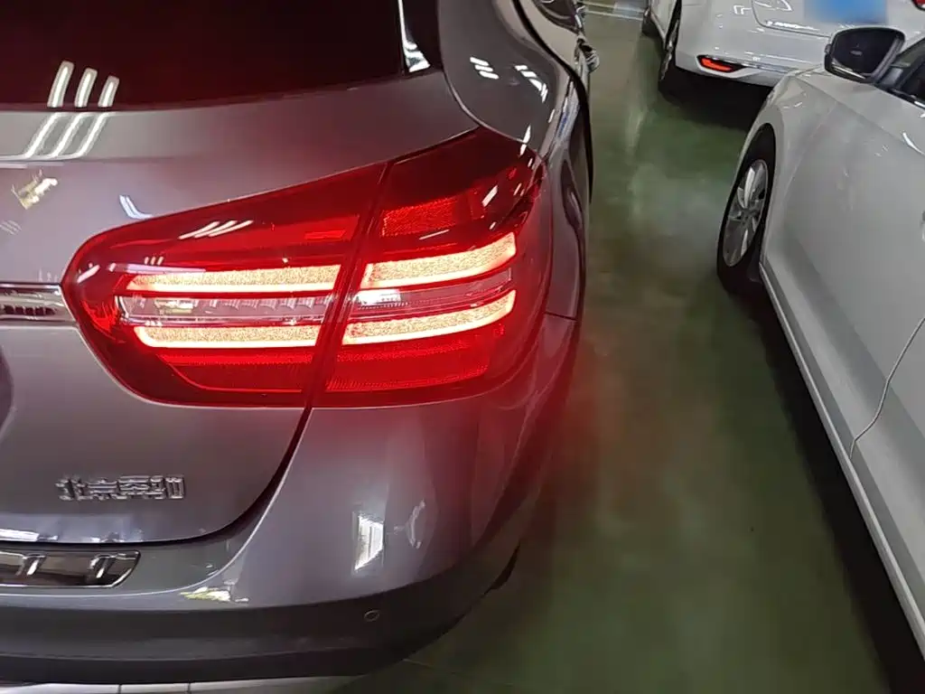 Mercedes-Benz GLA — фото 8