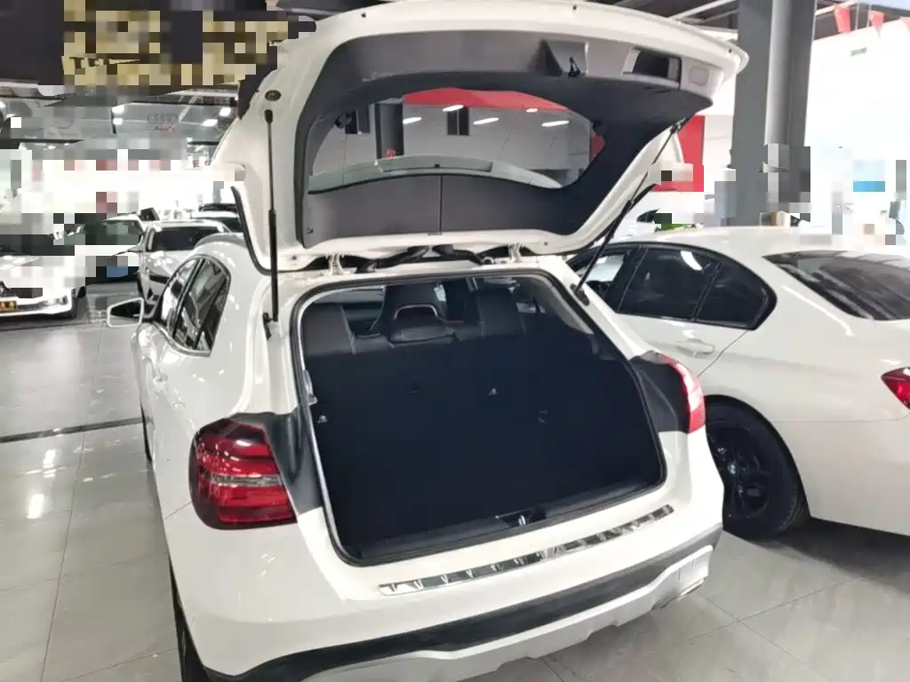 Mercedes-Benz GLA — фото 19