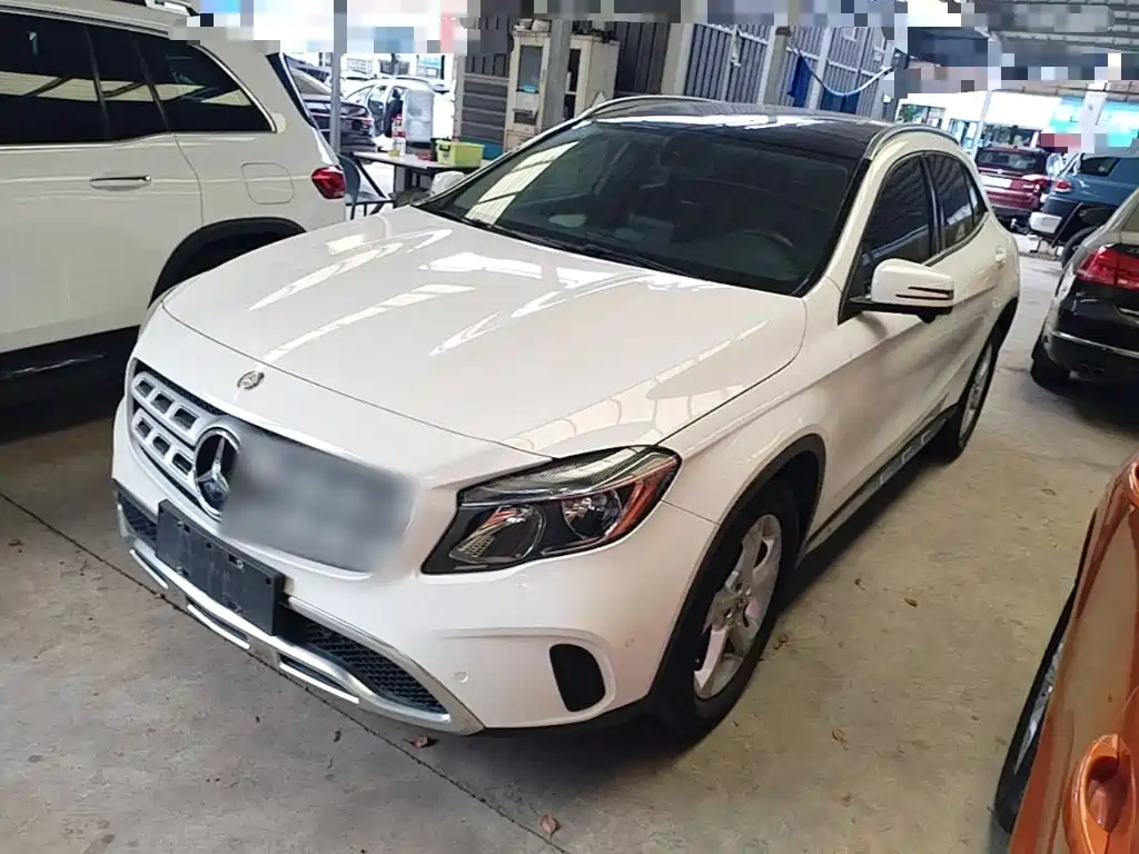 Mercedes-Benz GLA — фото 2