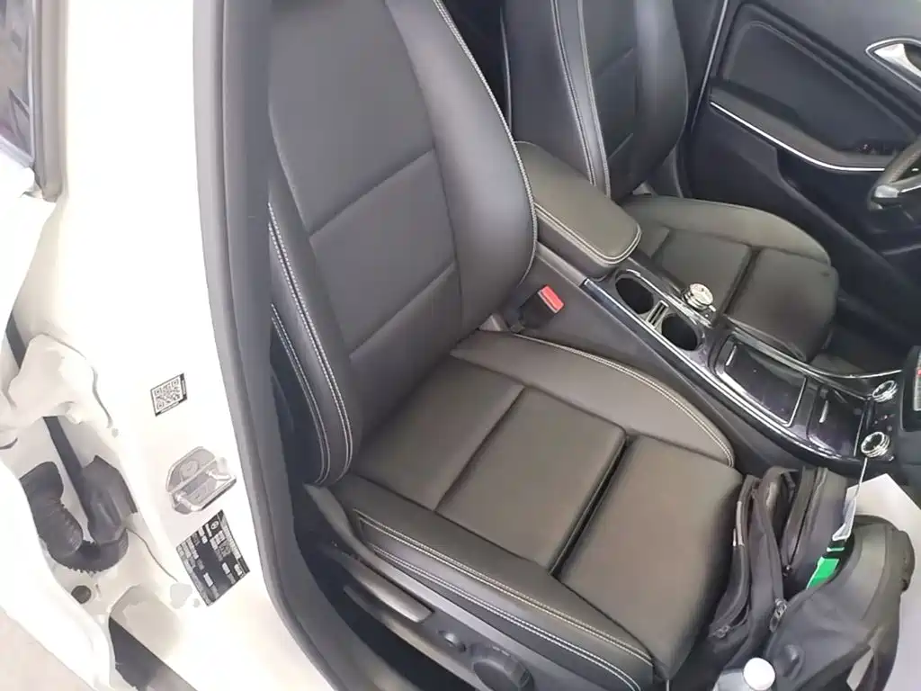 Mercedes-Benz GLA — фото 25