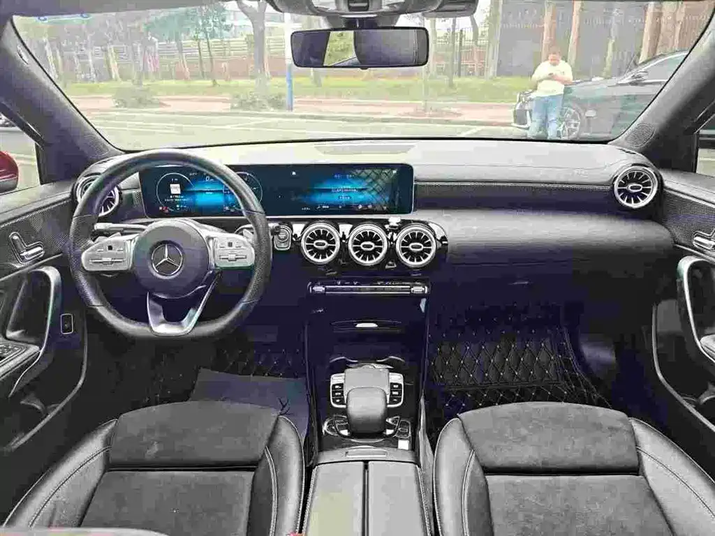 Mercedes-Benz A-Class — фото 5