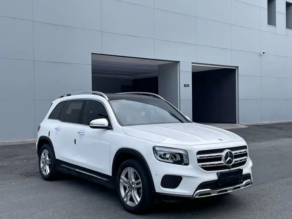 Mercedes-Benz GLB — фото 3