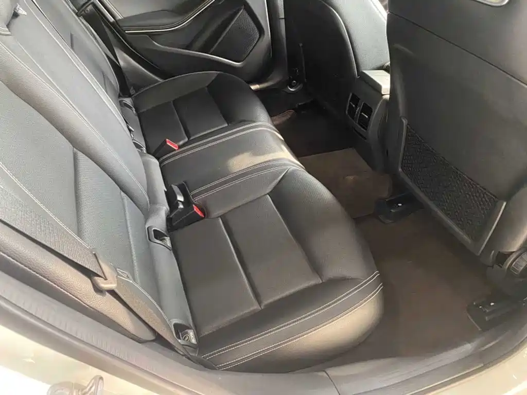 Mercedes-Benz GLA — фото 11