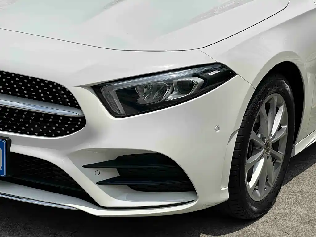 Mercedes-Benz A-Class — фото 7