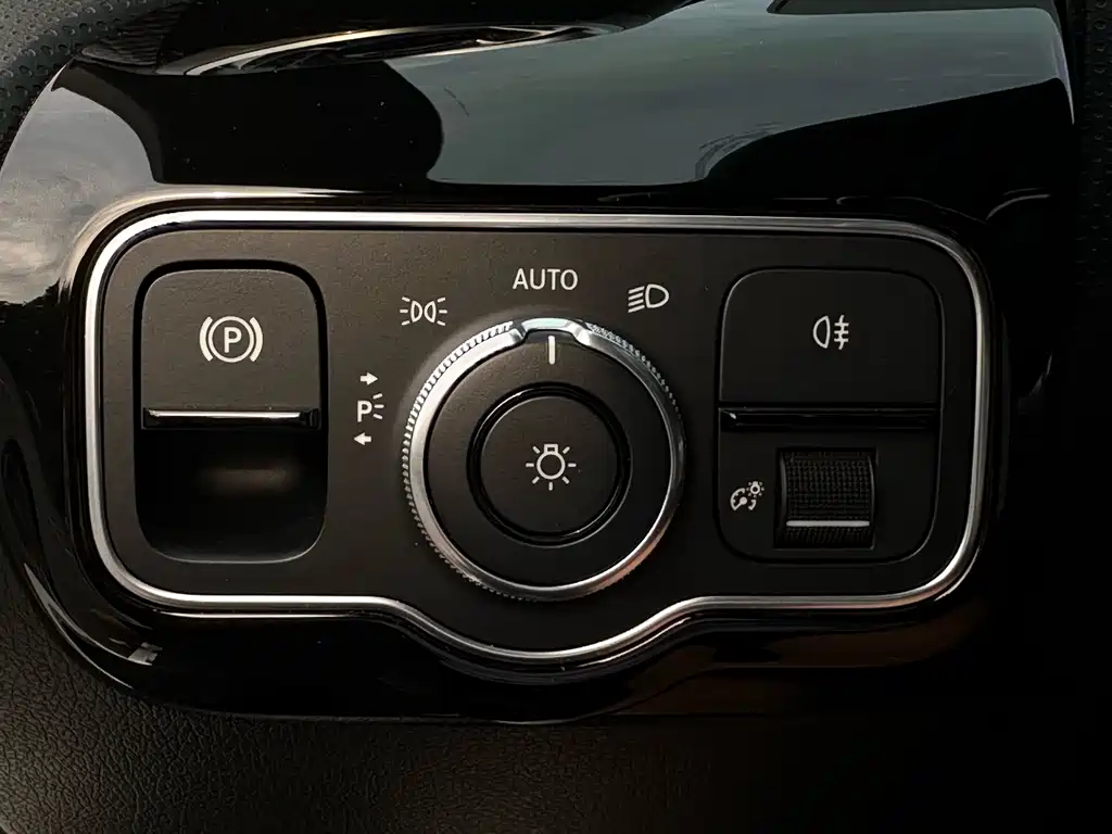 Mercedes-Benz A-Class — фото 17