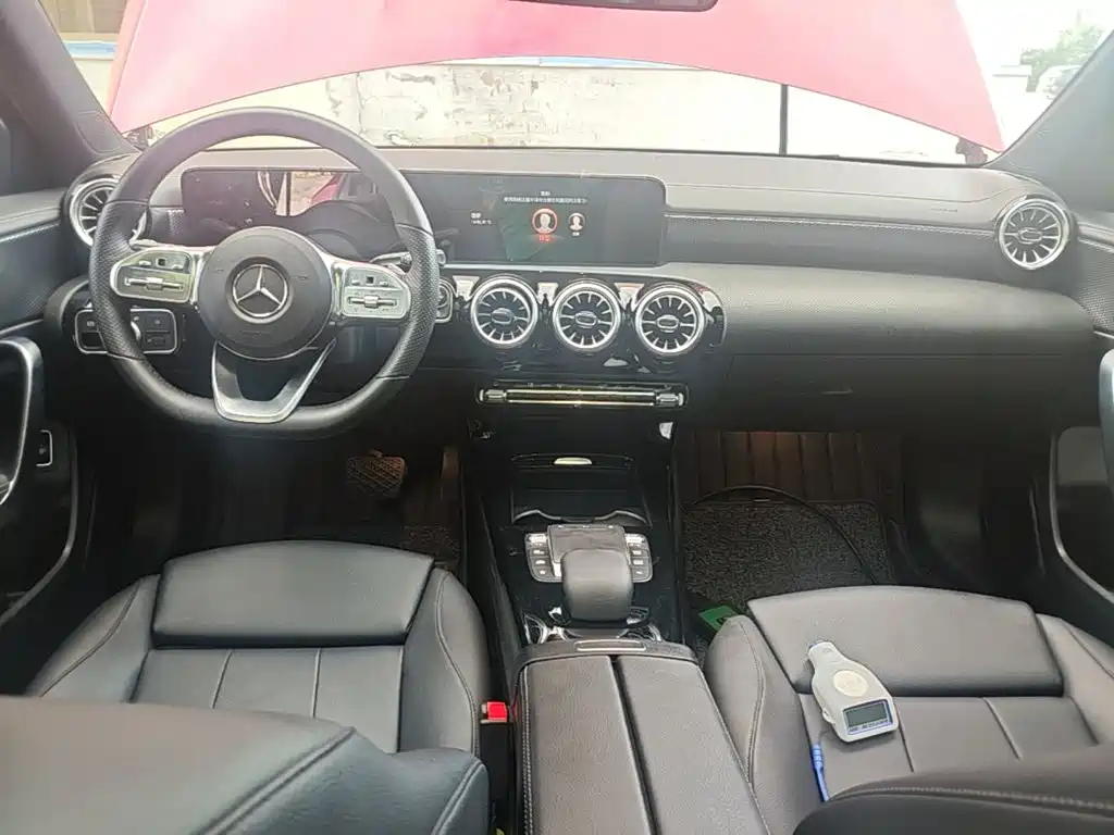 Mercedes-Benz A-Class — фото 10