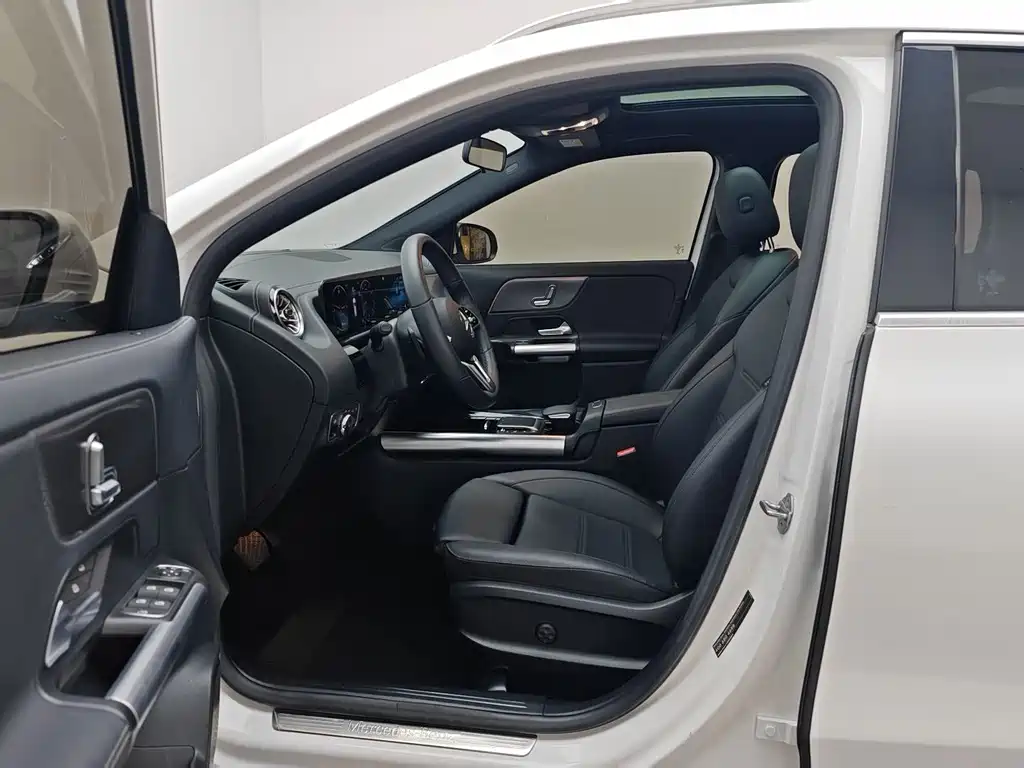 Mercedes-Benz GLA — фото 14