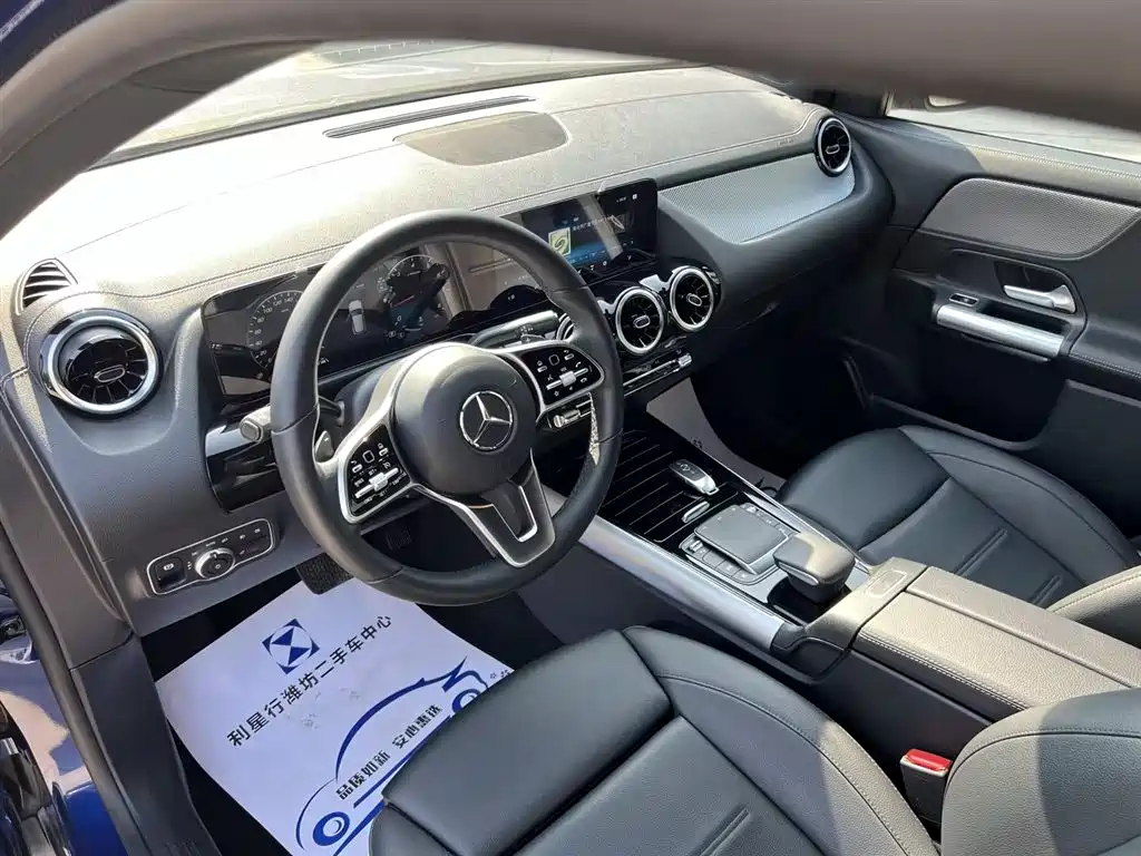 Mercedes-Benz GLA — фото 11