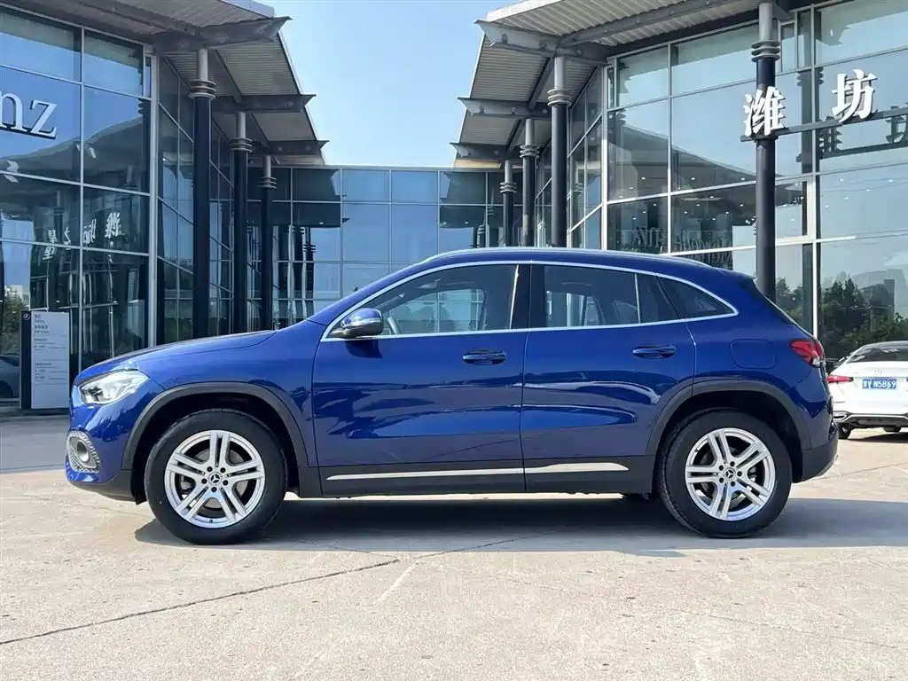 Mercedes-Benz GLA — фото 3