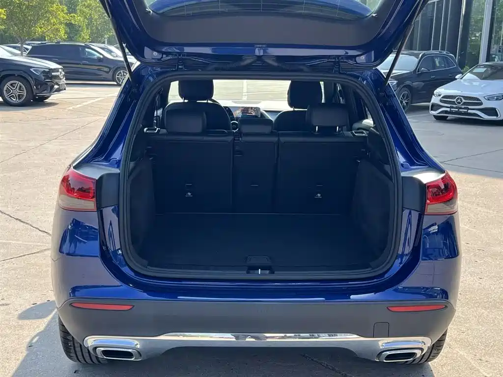 Mercedes-Benz GLA — фото 6