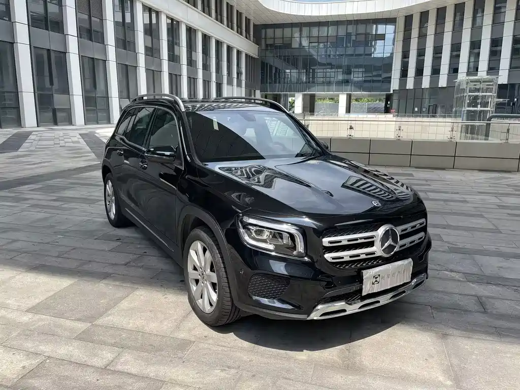 Mercedes-Benz GLB — фото 3