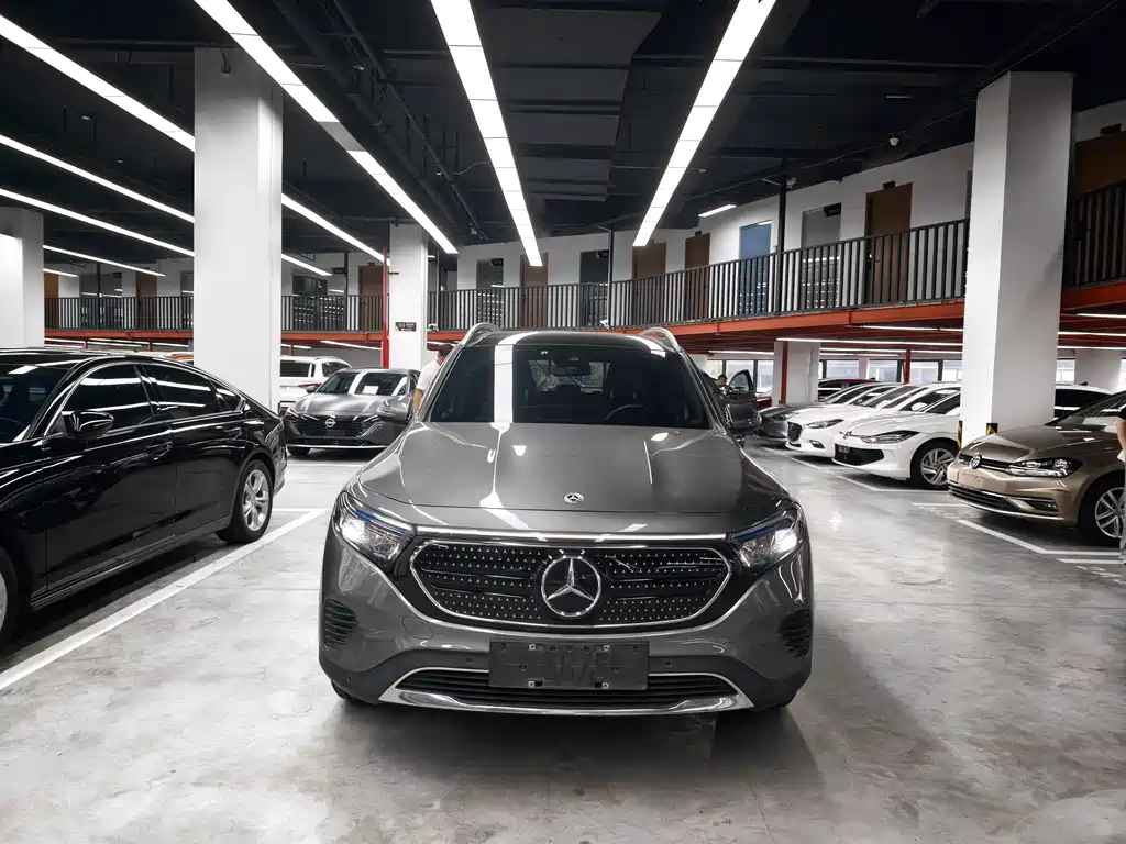 Mercedes-Benz EQB — фото 2
