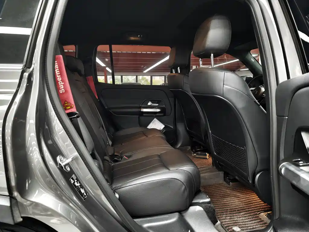 Mercedes-Benz EQB — фото 14