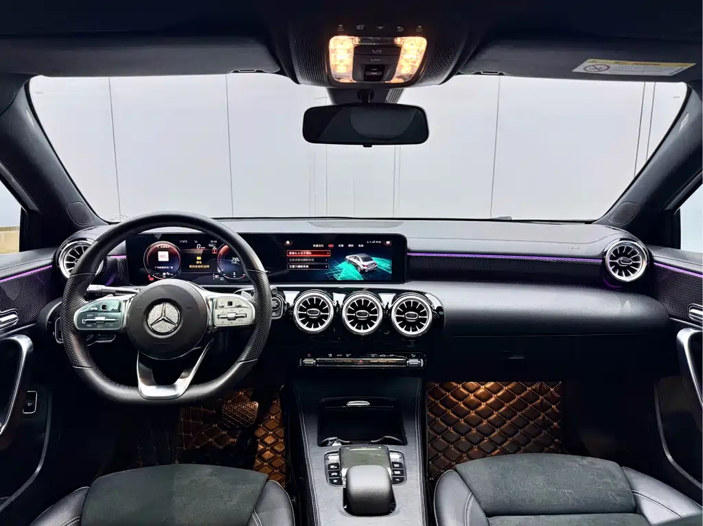 Mercedes-Benz A-Class — фото 18