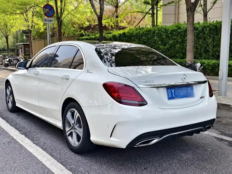 Mercedes-Benz C-Class — фото 5