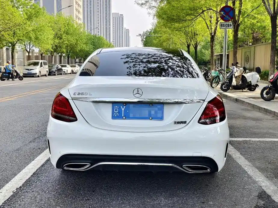 Mercedes-Benz C-Class — фото 6
