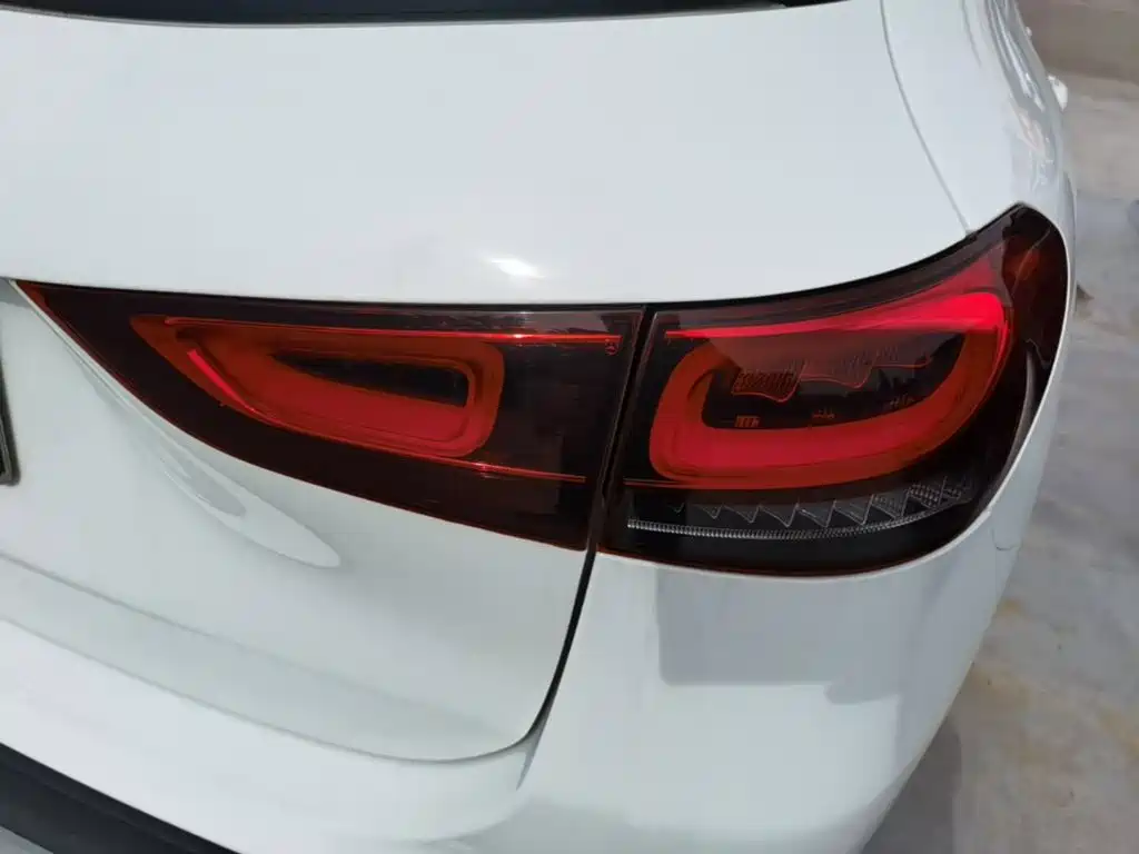 Mercedes-Benz GLA — фото 24