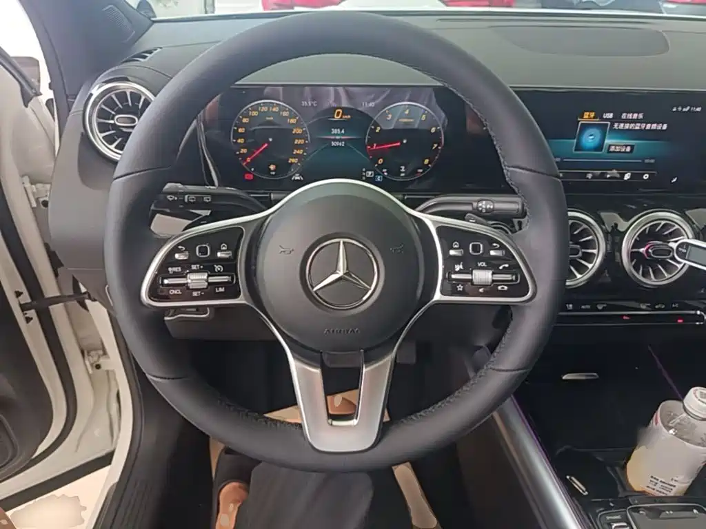 Mercedes-Benz GLA — фото 11