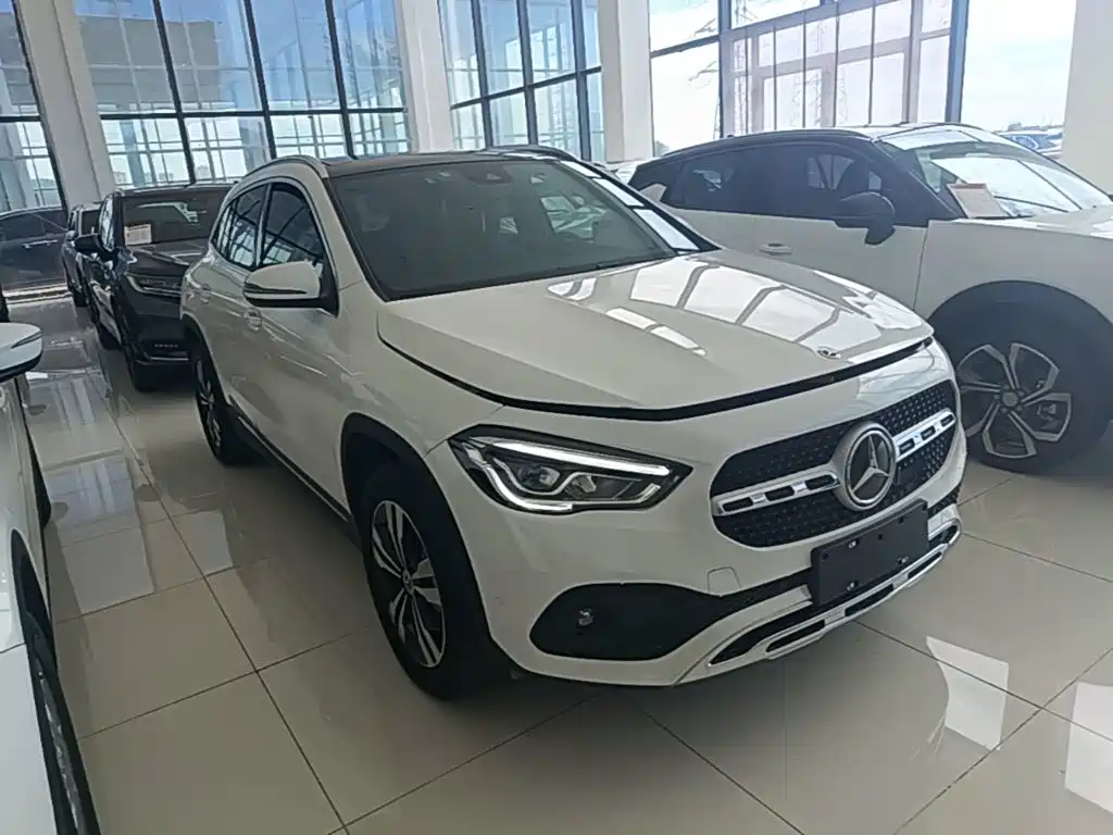 Mercedes-Benz GLA — фото 4