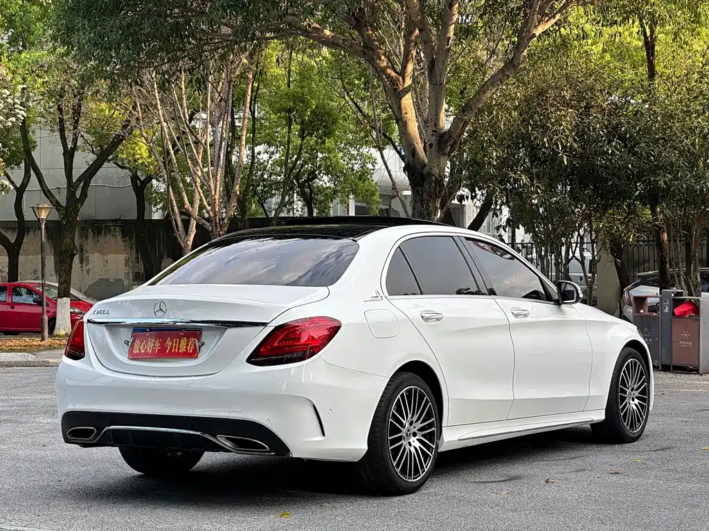 Mercedes-Benz C-Class — фото 7